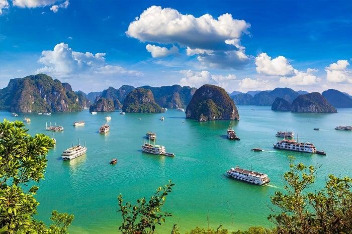Travel-to-Vietnam-sim-tourist vietnam- cheap- data- no limit